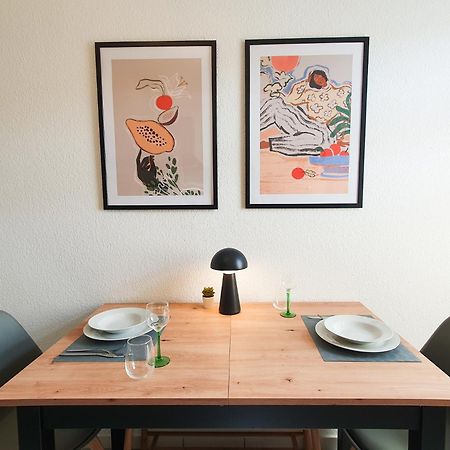 2 Zimmer, Bett Und Schlafsofa, Balkon, Waschmaschine L ไลป์ซิก ภายนอก รูปภาพ
